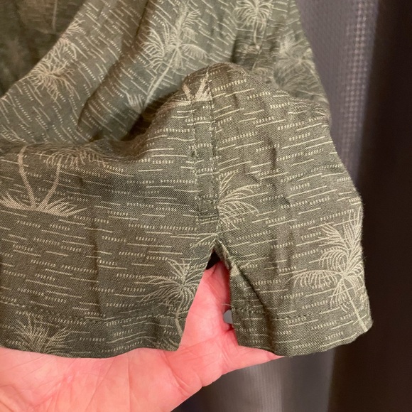 Bundle of Two (2) John Ashford Tropical Shirts, New - Picture 6 of 15